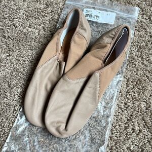 NWT Tan Bloch Neo Flex Jazz Shoes 9.5